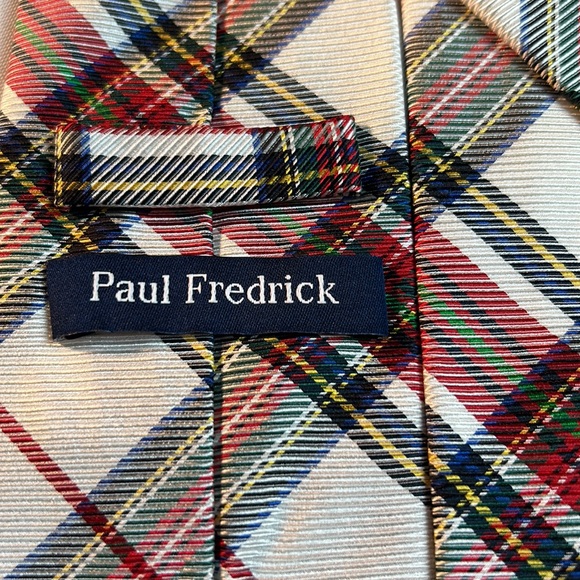 NWOT beautiful tie by Paul Frederick, 100% silk multicolored - Picture 2 of 7